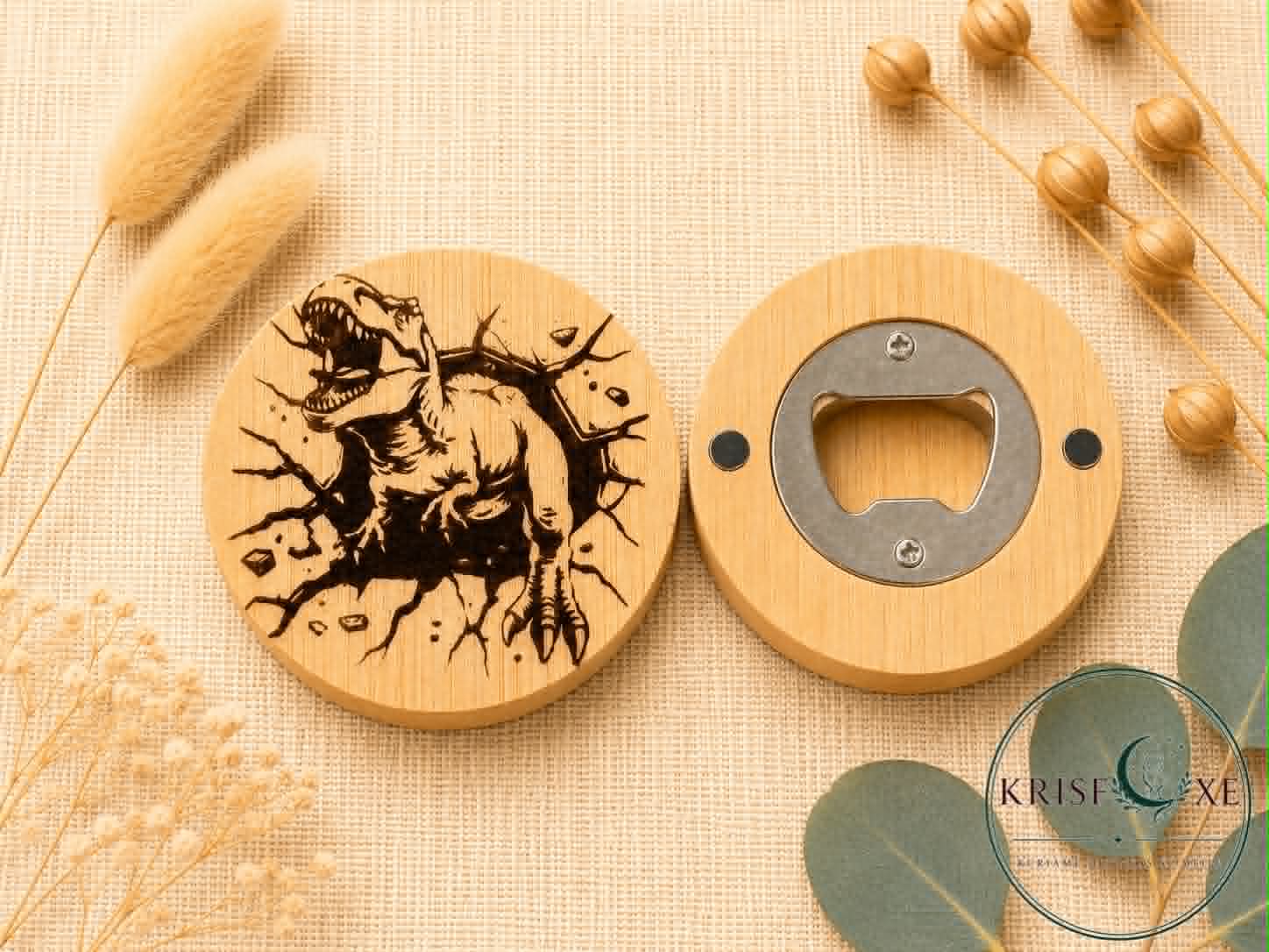 Magnetinis bambukinis butelių atidarytuvas „Dinozauras“ (6,5 cm)