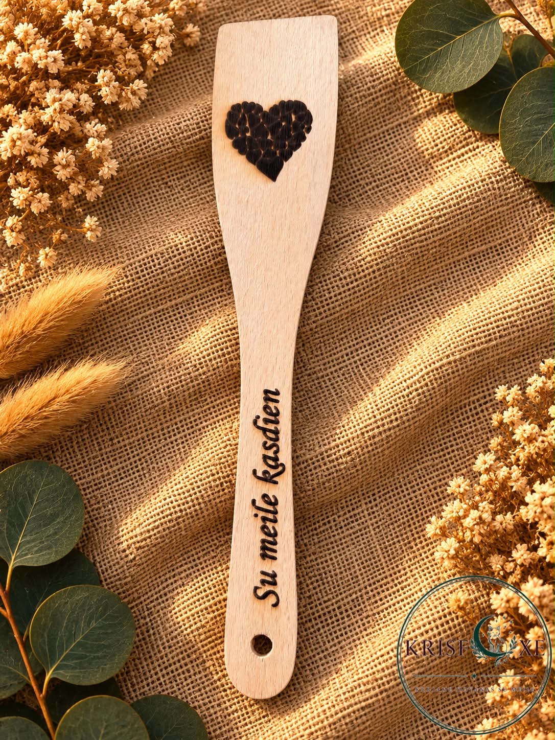 Medinė mentelė „Su meile kasdien“ – 27 cm